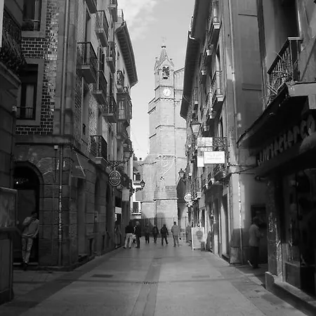 Talaia Ht ホームステイ *