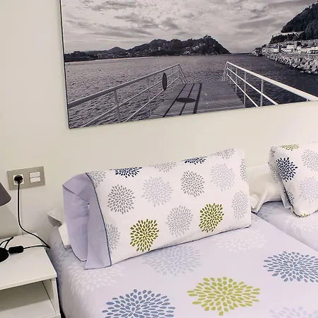 Talaia Ht ホームステイ *