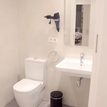 Talaia Ht ホームステイ *