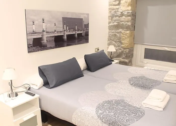 Проживание в семье Talaia Ht